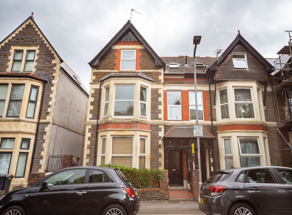 Connaught Road, Roath